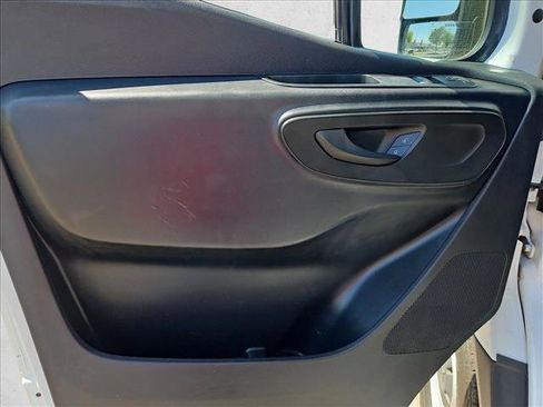 Used 2022 Mercedes-Benz Sprinter 2500 image 10