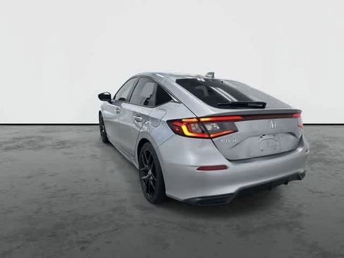Used 2024 Honda Civic Sport image 2