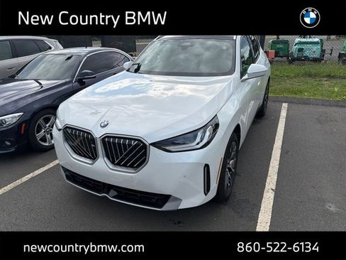 Used 2026 BMW X3 xDrive30i w/ Premium Package AWD/4WD image 3