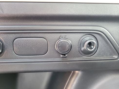 Used 2021 Subaru Forester Limited w/ Popular Package #3 image 32