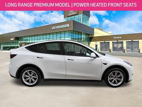 Used 2023 Tesla Model Y Long Range AWD/4WD image 4