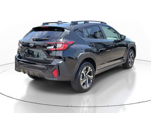Used 2025 Subaru Crosstrek 2.5i Premium AWD/4WD image 6