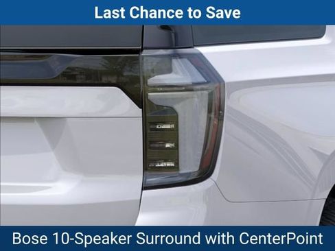 New 2025 Chevrolet Suburban High Country AWD/4WD image 12