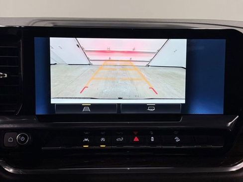 Used 2024 Chevrolet Silverado 1500 LT Trail Boss w/ Protection Package image 28