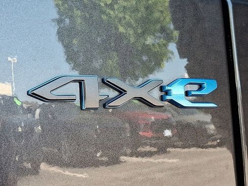 Used 2025 Jeep Wrangler Unlimited Rubicon 4xe w/ Safety Group AWD/4WD image 33