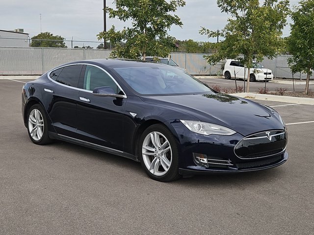 Used 2014 Tesla Model S 85 RWD image 3