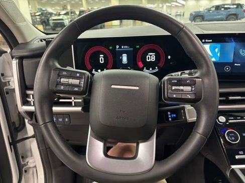 Used 2025 Hyundai Santa Fe SEL FWD image 25