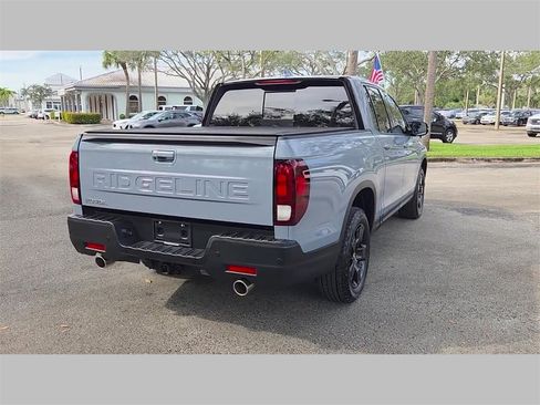Used 2025 Honda Ridgeline Black Edition image 43