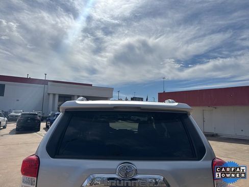 Used 2011 Toyota 4Runner SR5 image 6