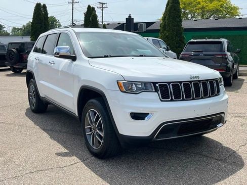 Used 2022 Jeep Grand Cherokee Limited AWD/4WD image 7
