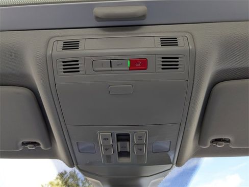 New 2026 Volkswagen Jetta SE image 28