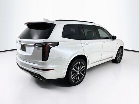 Used 2023 Cadillac XT6 Sport w/ Technology Package AWD/4WD image 8