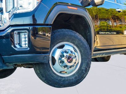 Used 2021 GMC Sierra 3500 Denali w/ Denali Ultimate Package