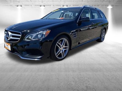 Used 2016 Mercedes-Benz E 350 4MATIC Wagon image 10