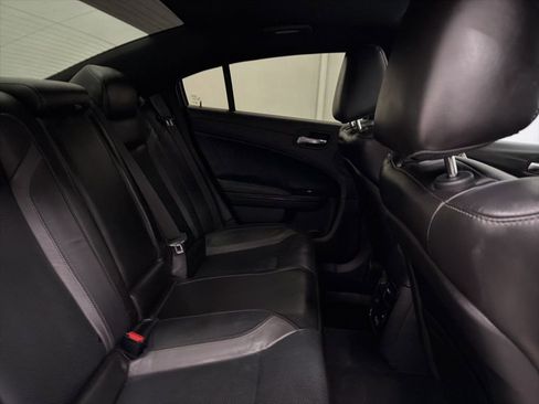 Used 2020 Dodge Charger SXT w/ Plus Group image 28