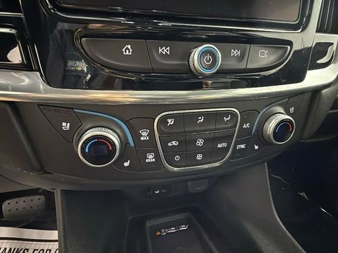 Used 2018 Chevrolet Traverse Premier w/ Driver Confidence II Package image 23