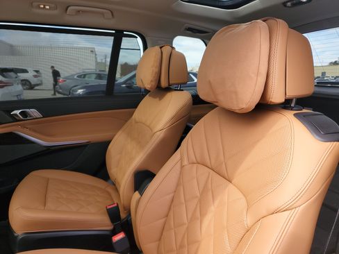 New 2026 BMW X7 xDrive40i w/ Executive Package AWD/4WD image 23