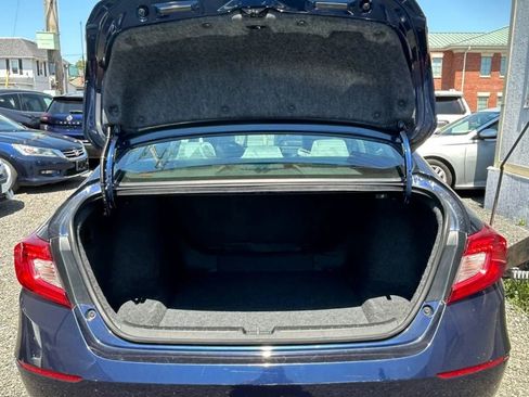 Used 2019 Honda Accord LX image 10