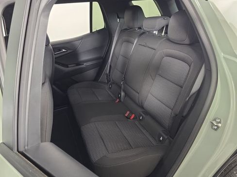 Used 2026 Chevrolet Equinox LT w/ Safety and Technology Package FWD image 24