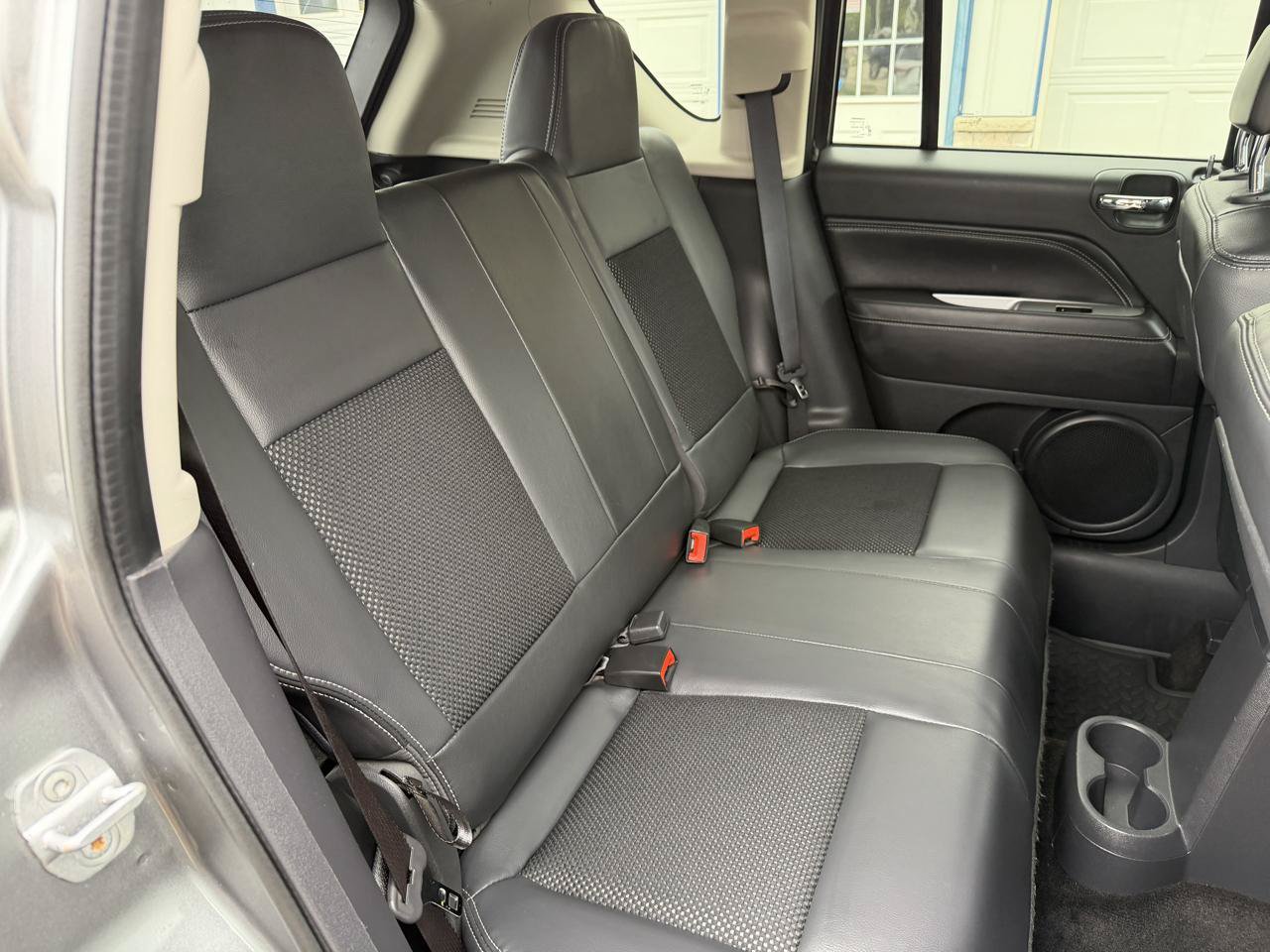 Used 2014 Jeep Compass Latitude w/ All Weather Capability Group AWD/4WD image 16