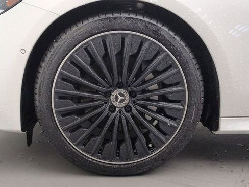 Used 2024 Mercedes-Benz E 350 4MATIC Sedan image 28