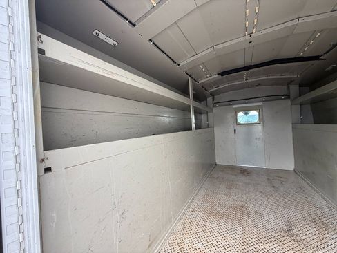 Used 2015 Ford Transit 250 138 w/ Interior Upgrade Package RWD image 34