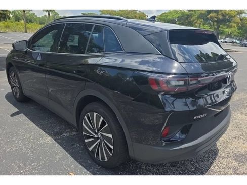 Used 2025 Volkswagen ID.4 Pro AWD/4WD image 4