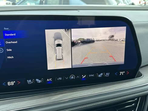 Used 2025 Chevrolet Tahoe Premier image 33