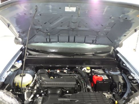 Used 2025 Ford Maverick Tremor AWD/4WD image 10