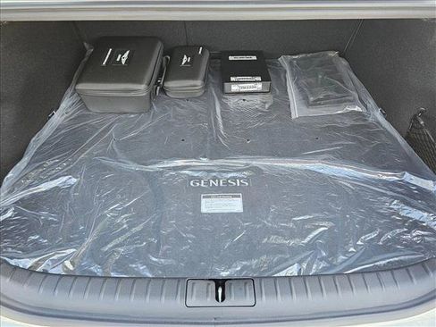 Used 2026 Genesis G70 2.5T Prestige image 6