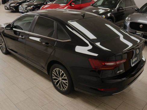 Used 2019 Volkswagen Jetta SE w/ Cold Weather Package FWD image 93
