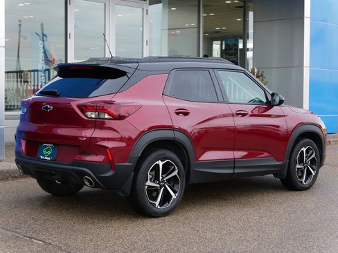Used 2022 Chevrolet TrailBlazer RS image 3