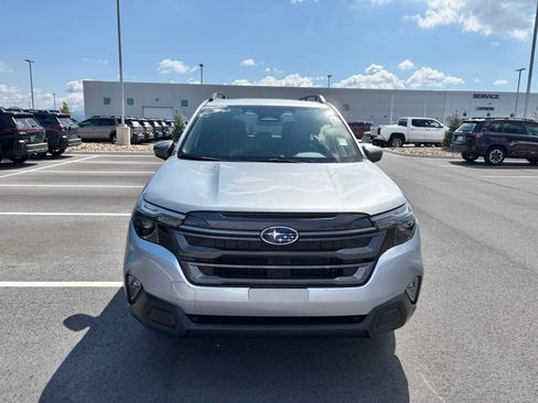 New 2026 Subaru Forester Premium AWD/4WD image 2
