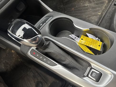 Used 2024 Buick Envista Preferred w/ Advanced Safety Package image 24