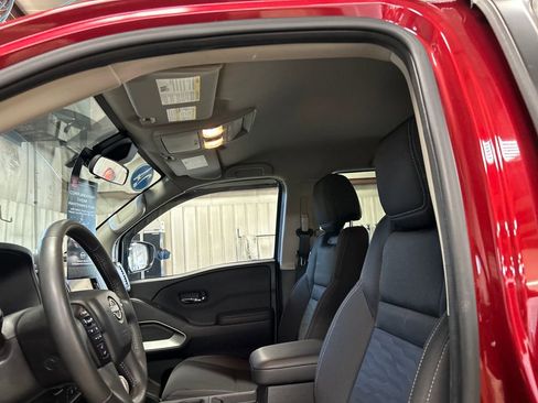 Used 2024 Nissan Frontier SV w/ SV Convenience Package AWD/4WD image 15
