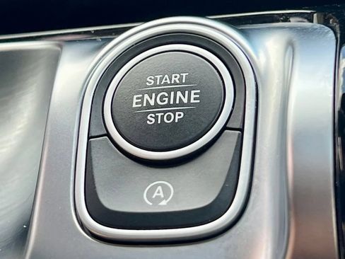 Certified 2023 Mercedes-Benz GLB 250 4MATIC image 29