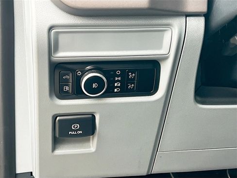 Used 2024 Ford F150 XLT w/ Mobile Office Package image 10