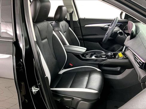 Used 2024 Buick Envision Sport Touring image 29