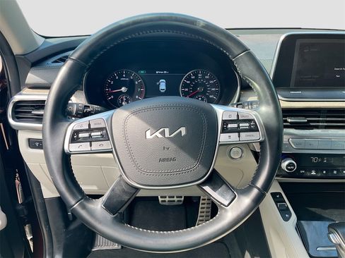 Used 2022 Kia Telluride SX image 11