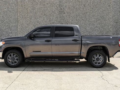Used 2016 Toyota Tundra SR5 RWD image 11