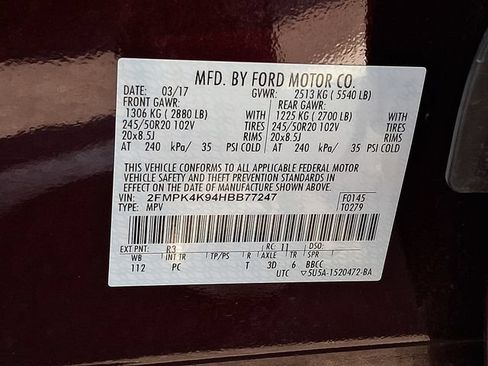 Used 2017 Ford Edge Titanium w/ Equipment Group 301A AWD/4WD image 28