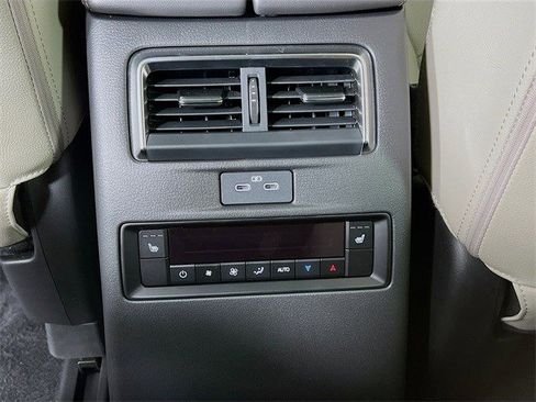 Used 2026 MAZDA CX-90 3.3 Turbo w/ Premium Sport Pkg image 28