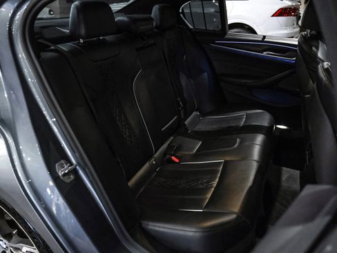 Used 2020 BMW M550i xDrive w/ Executive Package AWD/4WD image 34
