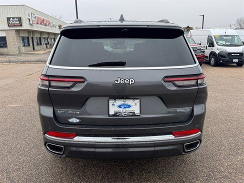 Used 2022 Jeep Grand Cherokee L Overland w/ Advanced Protech Group III image 3