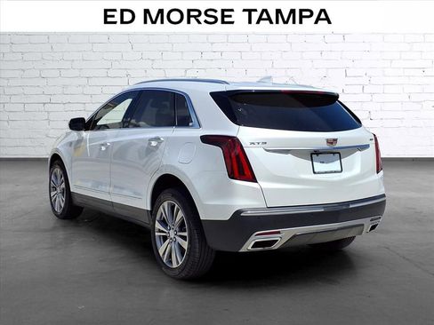 Used 2024 Cadillac XT5 Premium Luxury FWD image 3