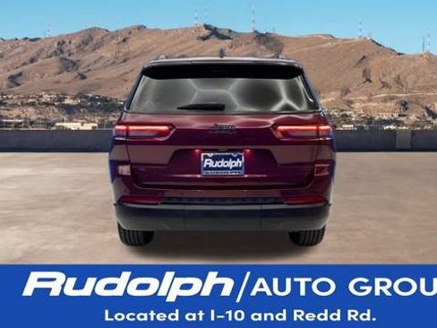 Used 2023 Jeep Grand Cherokee L Limited w/ Black Appearance Package image 4