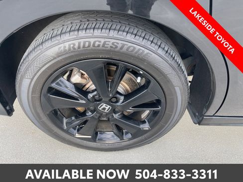 Used 2024 Honda Odyssey Sport image 11