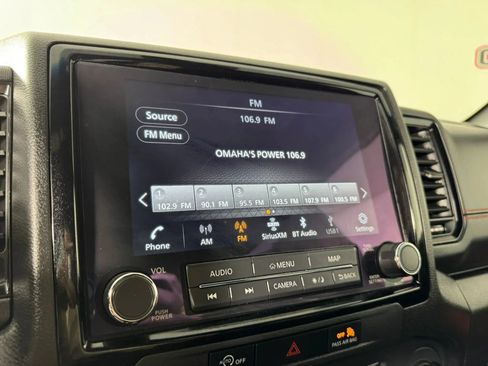 Used 2024 Nissan Frontier PRO-4X w/ Technology Package AWD/4WD image 19