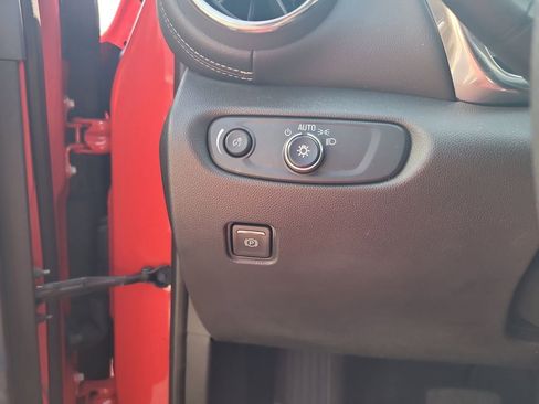 Used 2023 Chevrolet Blazer LT image 15