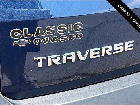 Used 2023 Chevrolet Traverse LS FWD image 23